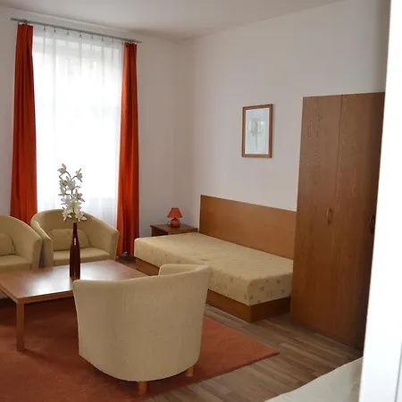 Hotel Garni Sd Akademik