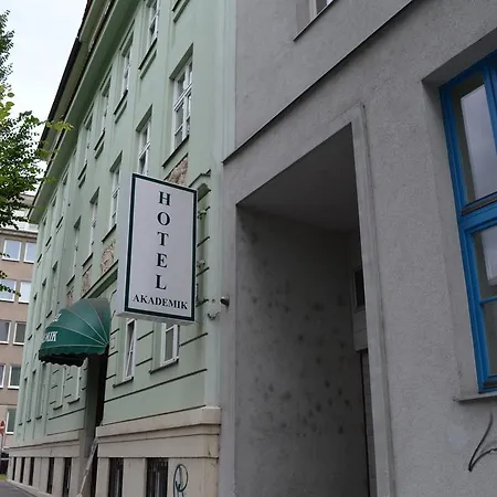 فندق Akademik